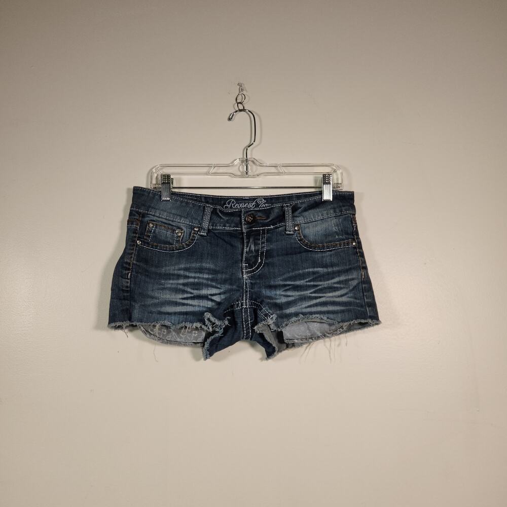REQUEST JEANS Short Shorts Juniors 7/28 Blue Medium Wash Frayed Distressed Bling
